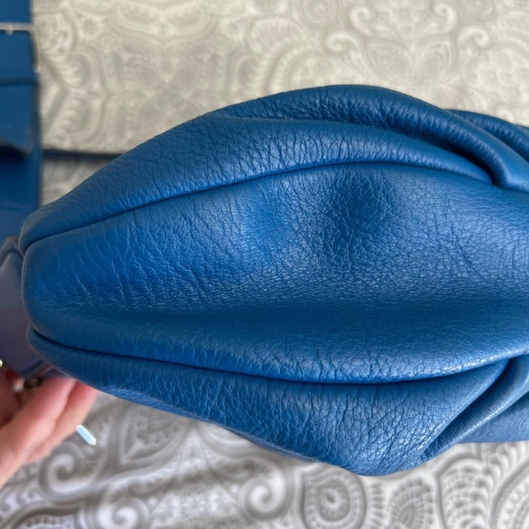 Marc by Marc Jacobs crossbody medium sized bag. - Picture 7 of 12